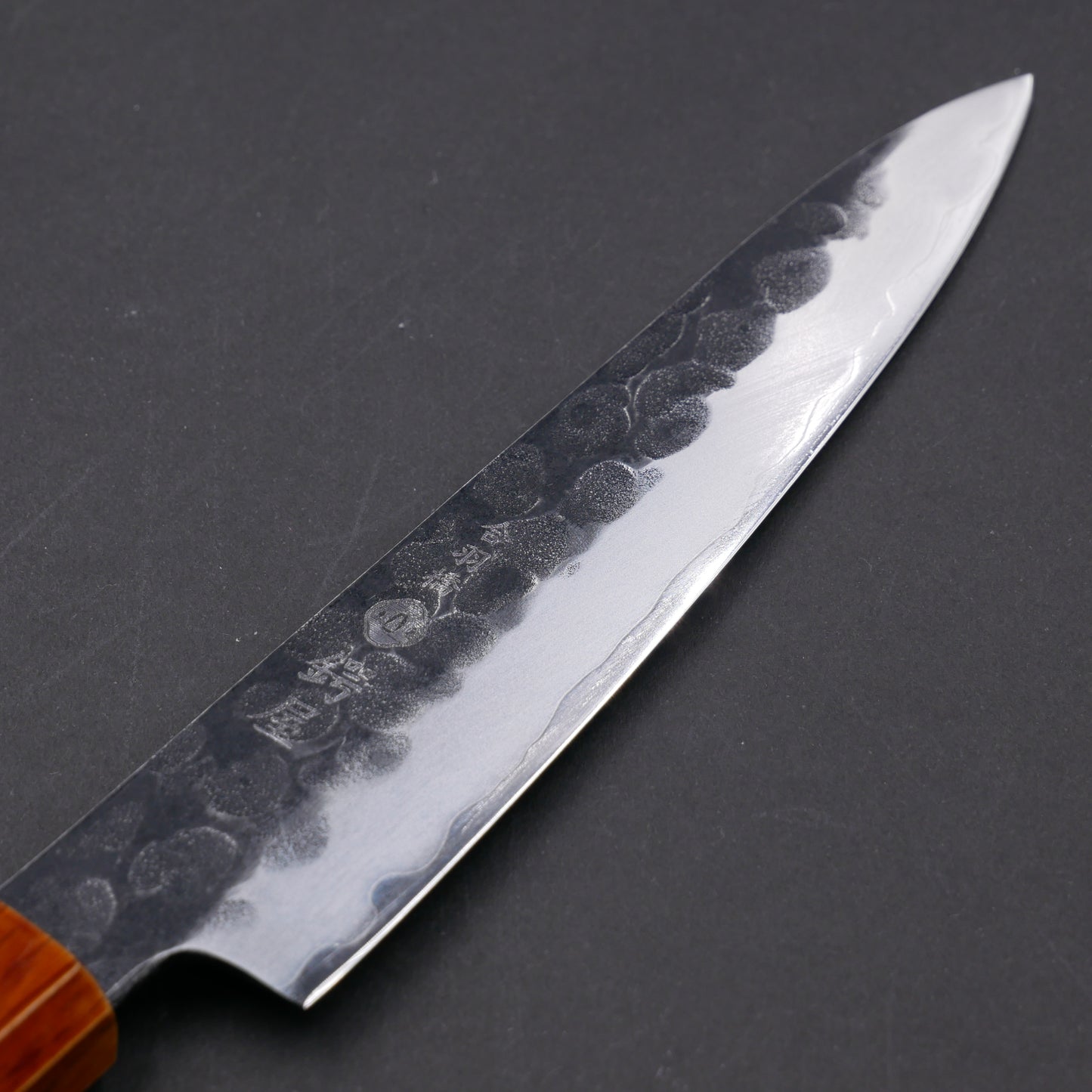 Molybdenum Steel Kurouchi Tsuchime Petty Oak Urushi Octagonal Handle