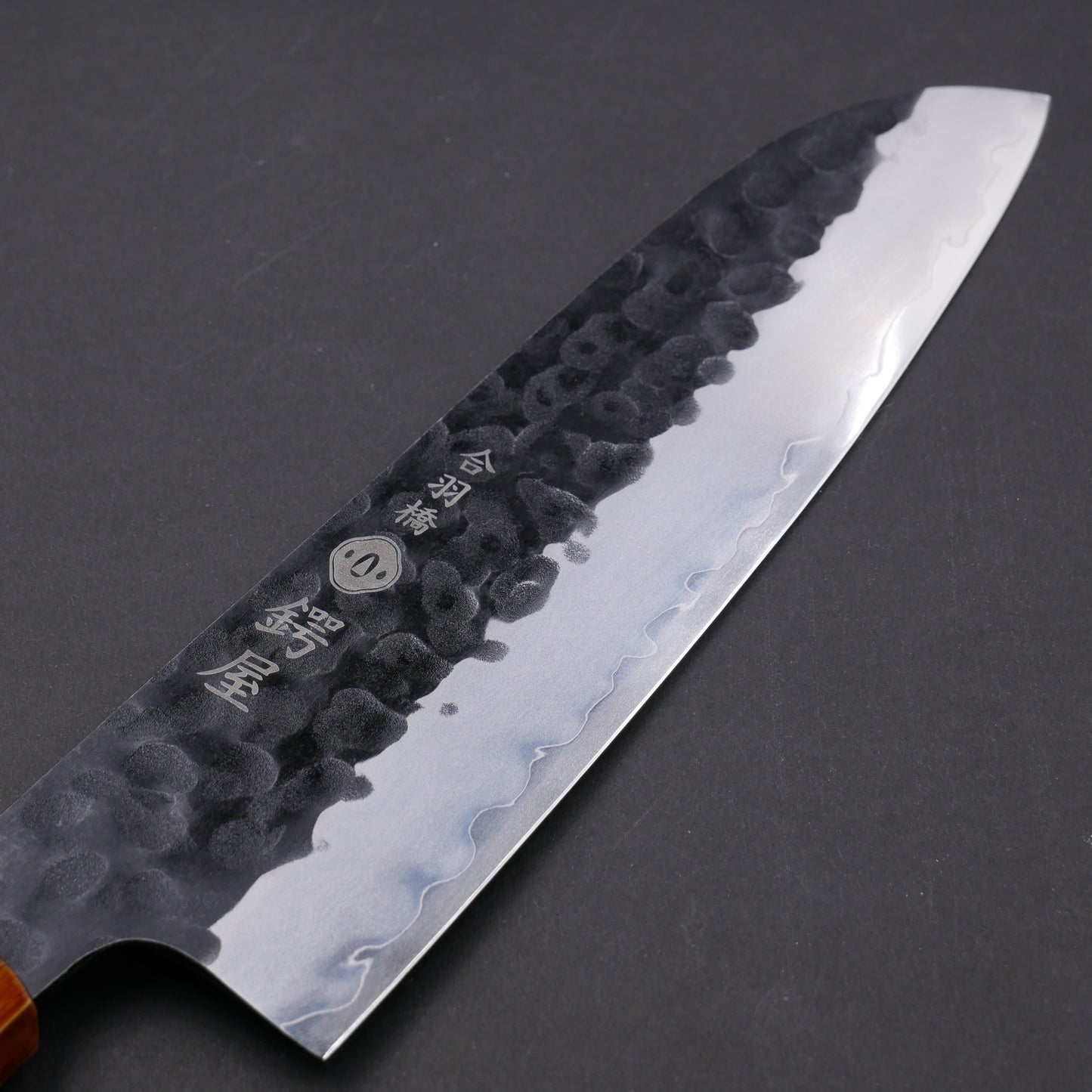 Molybdenum Steel Kurouchi Tsuchime Santoku Oak Urushi Octagonal Handle