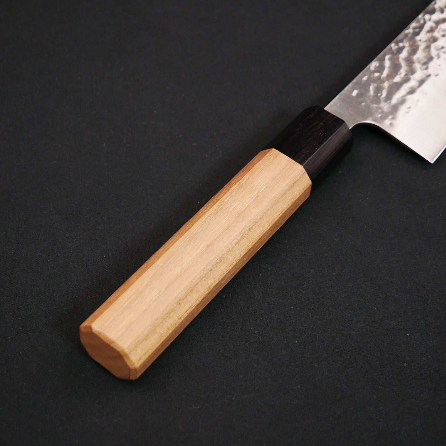 Molybdenum Vanadium Stainless Steel Tsuchime Santoku Walnut Octagonal Handle