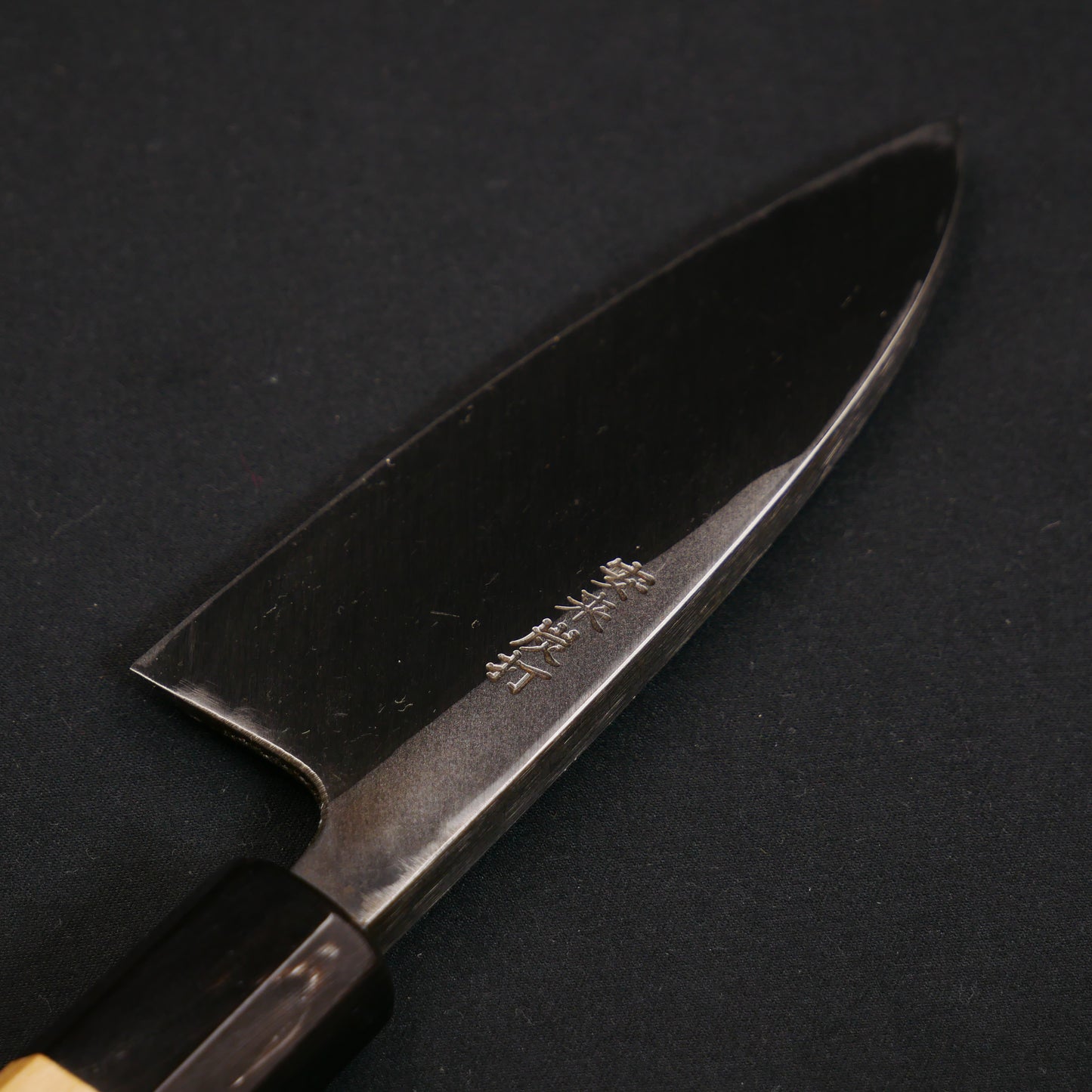 White#2 Carbon Steel Kurouchi Tsuchime Small Deba 105 Magnolia Octagonal Handle