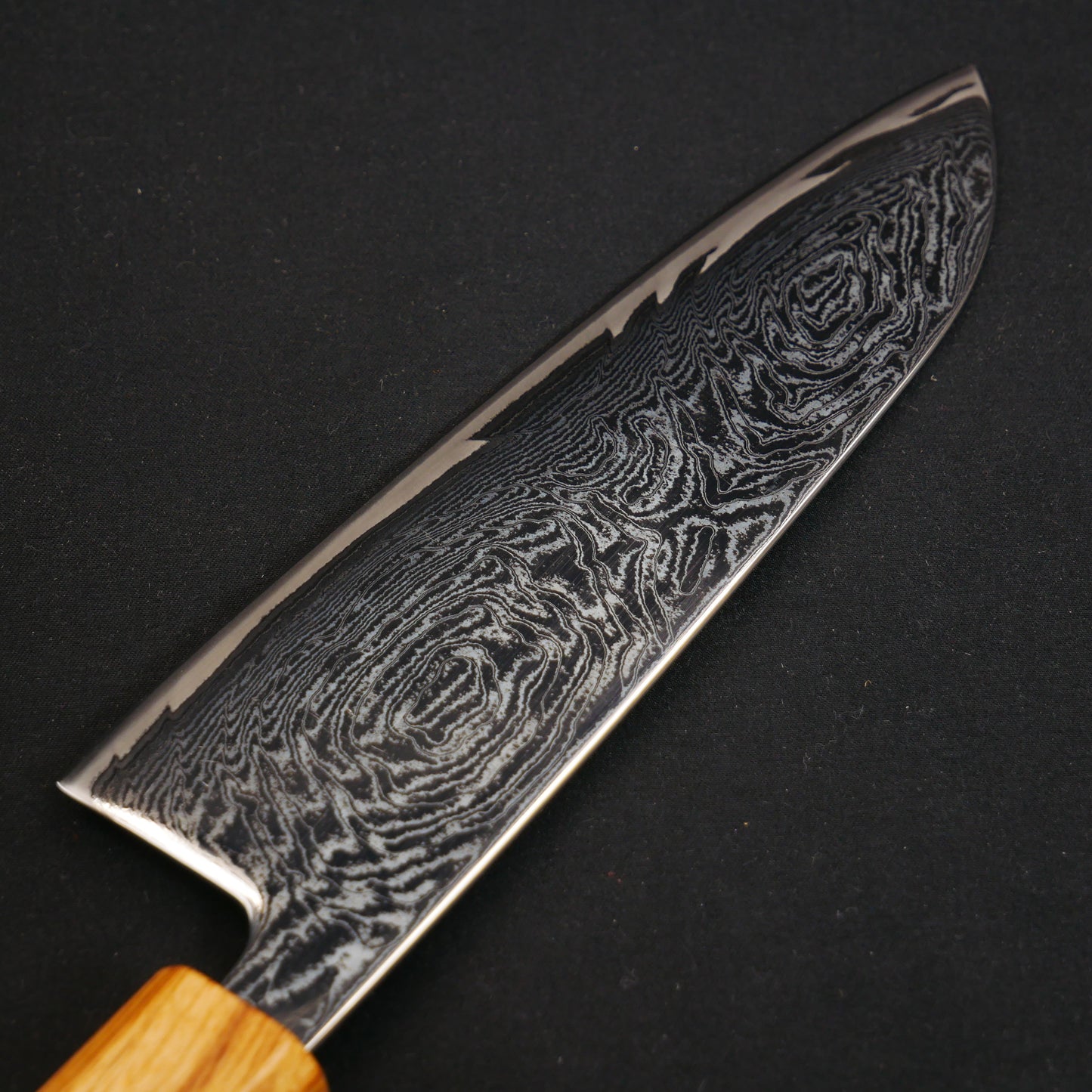 AUS10 Damascus Santoku Walnut Octagonal Handle