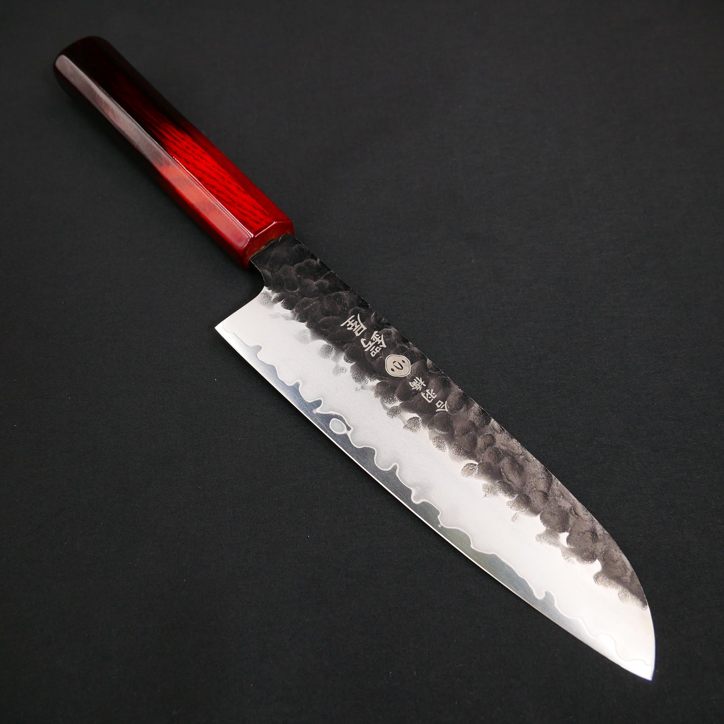 Molybdenum Steel Kurouchi Tsuchime Santoku Oak Urushi Octagonal Handle (New Version)