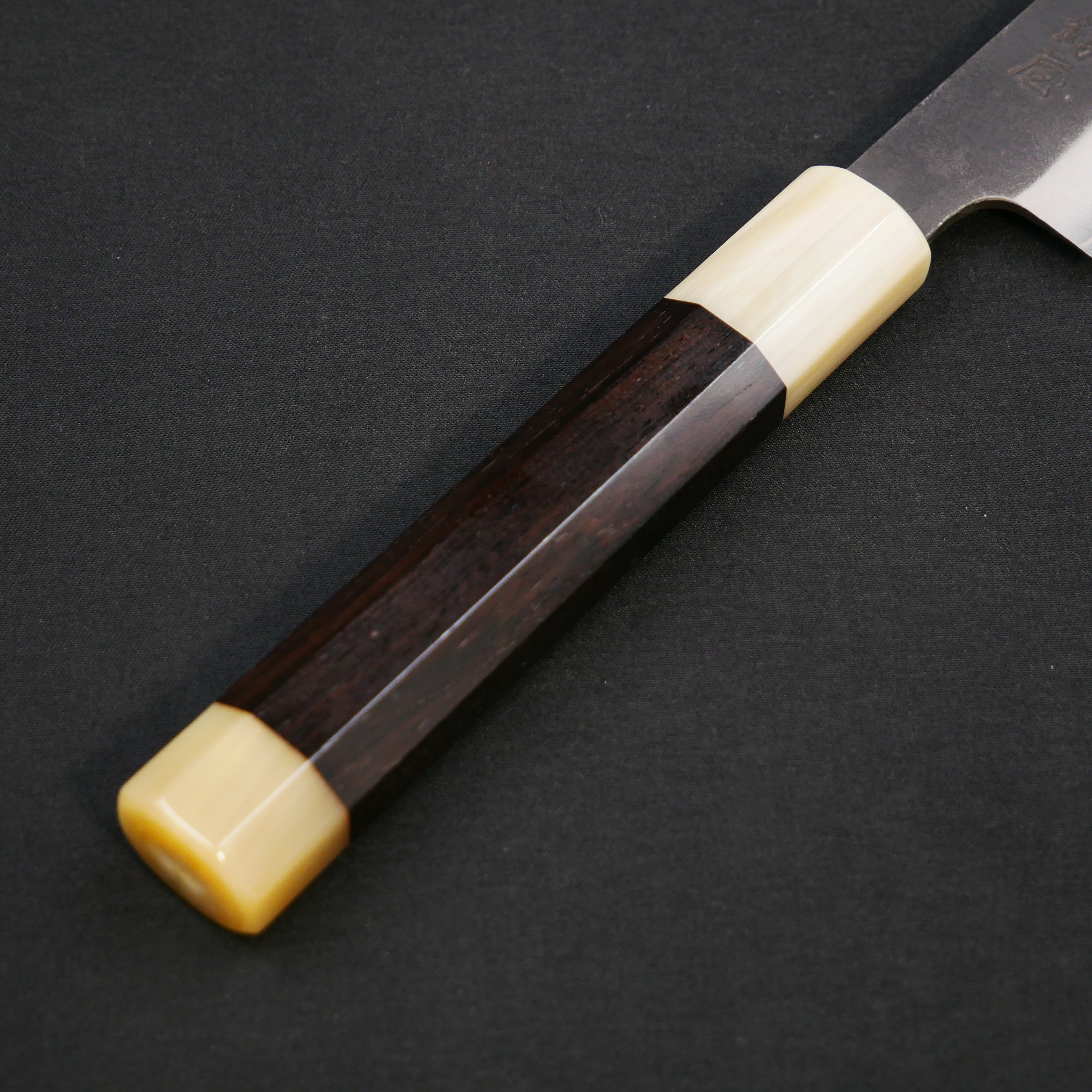 吉田刃物 ZDP189 黒打 ペティ 黒檀八角柄 – つば屋庖丁店