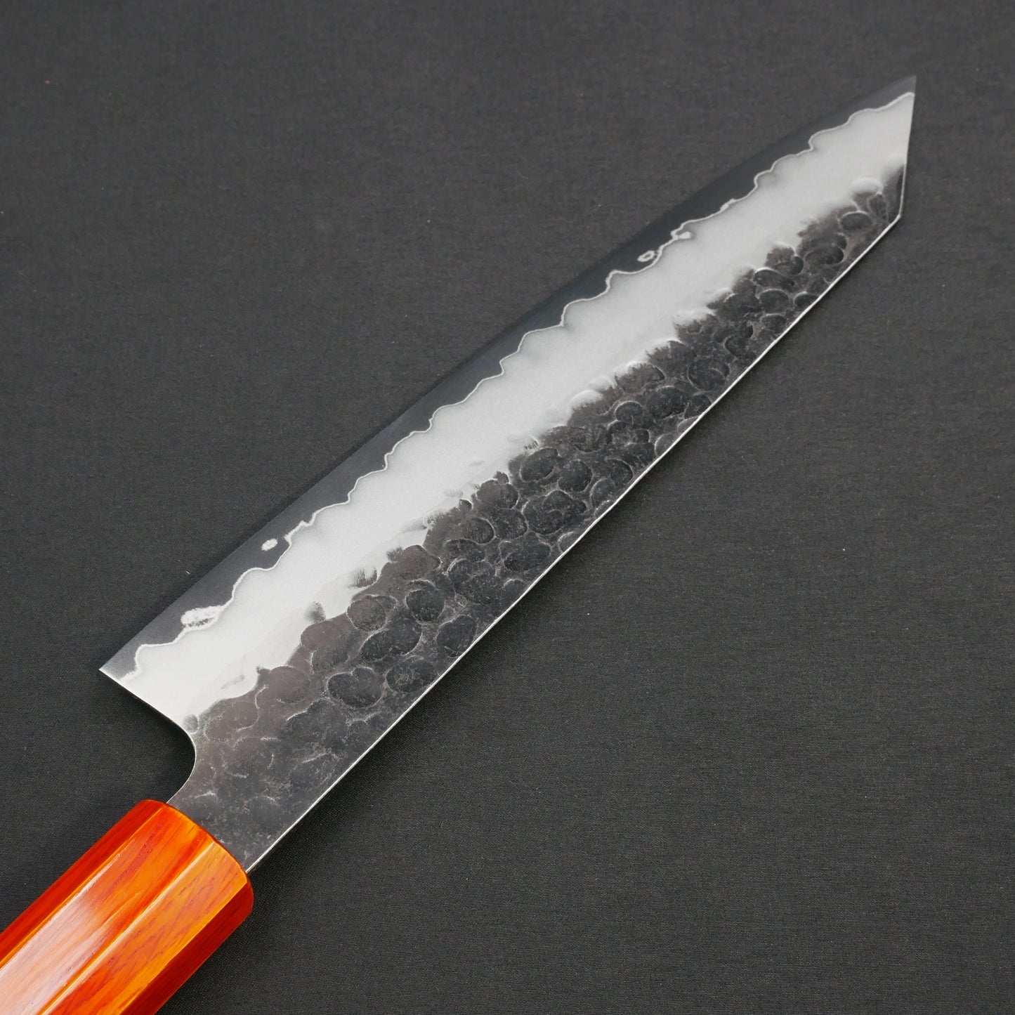 モリブデンバナジウム鋼 黒打 鎚目 切付牛刀 樫漆八角柄