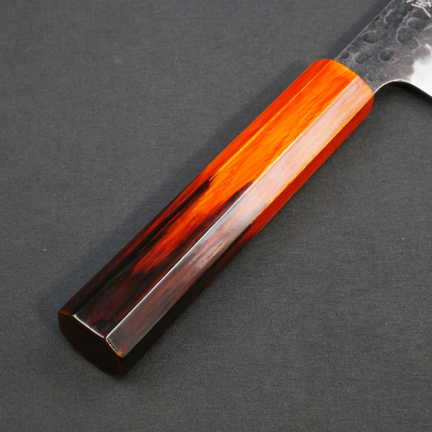 モリブデンバナジウム鋼 黒打 鎚目 切付牛刀 樫漆八角柄