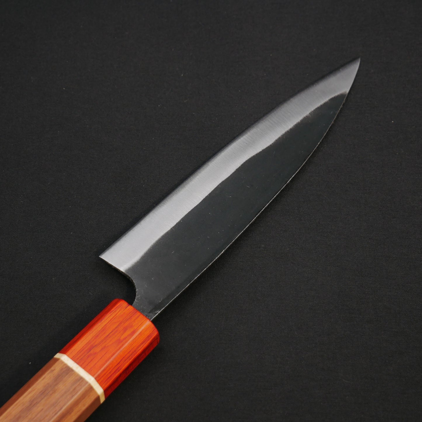 白二鋼 黒打 幅広ペティ ウォールナット八角柄