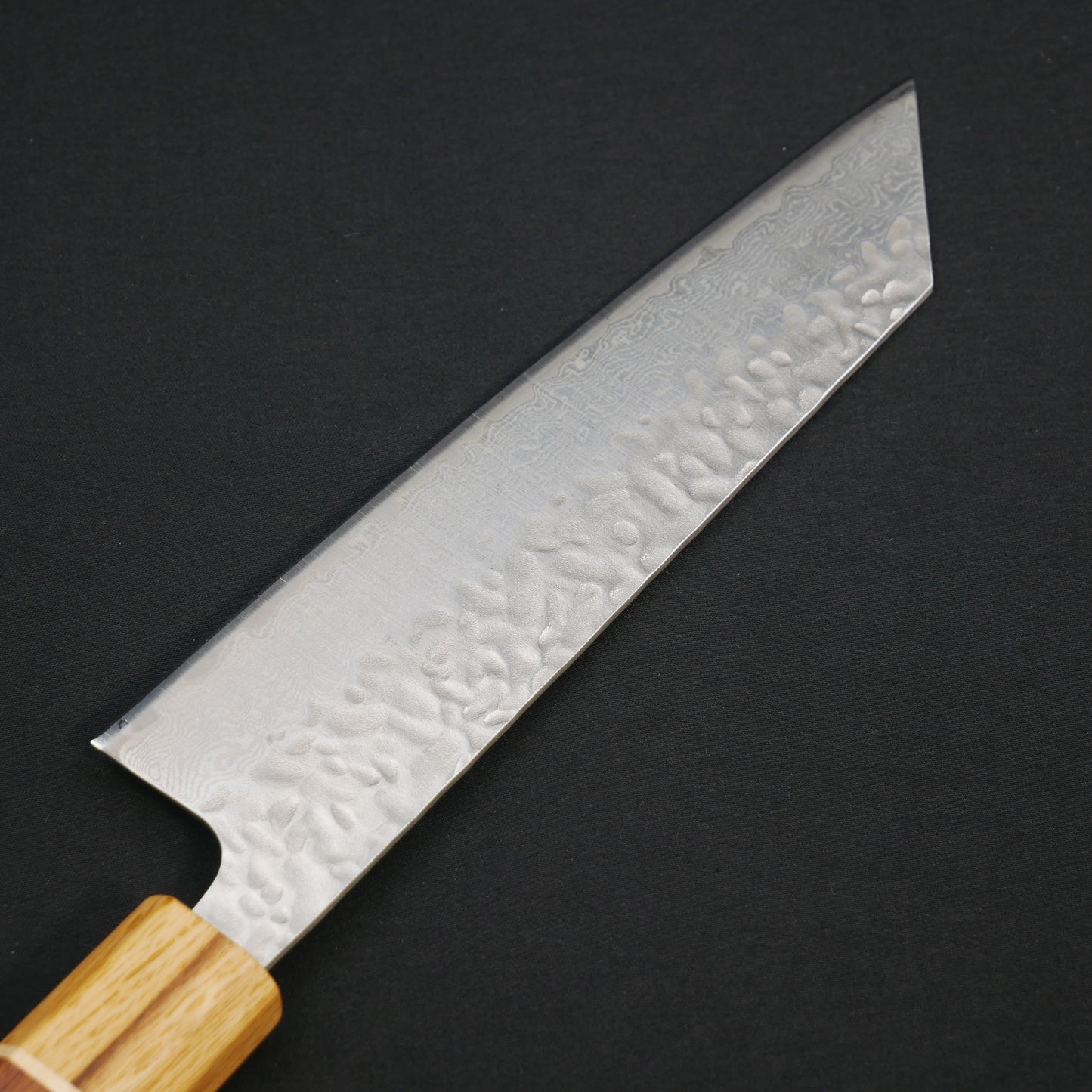 AUS10 鎚目 ダマスカス 切付三徳 ウォールナット八角柄