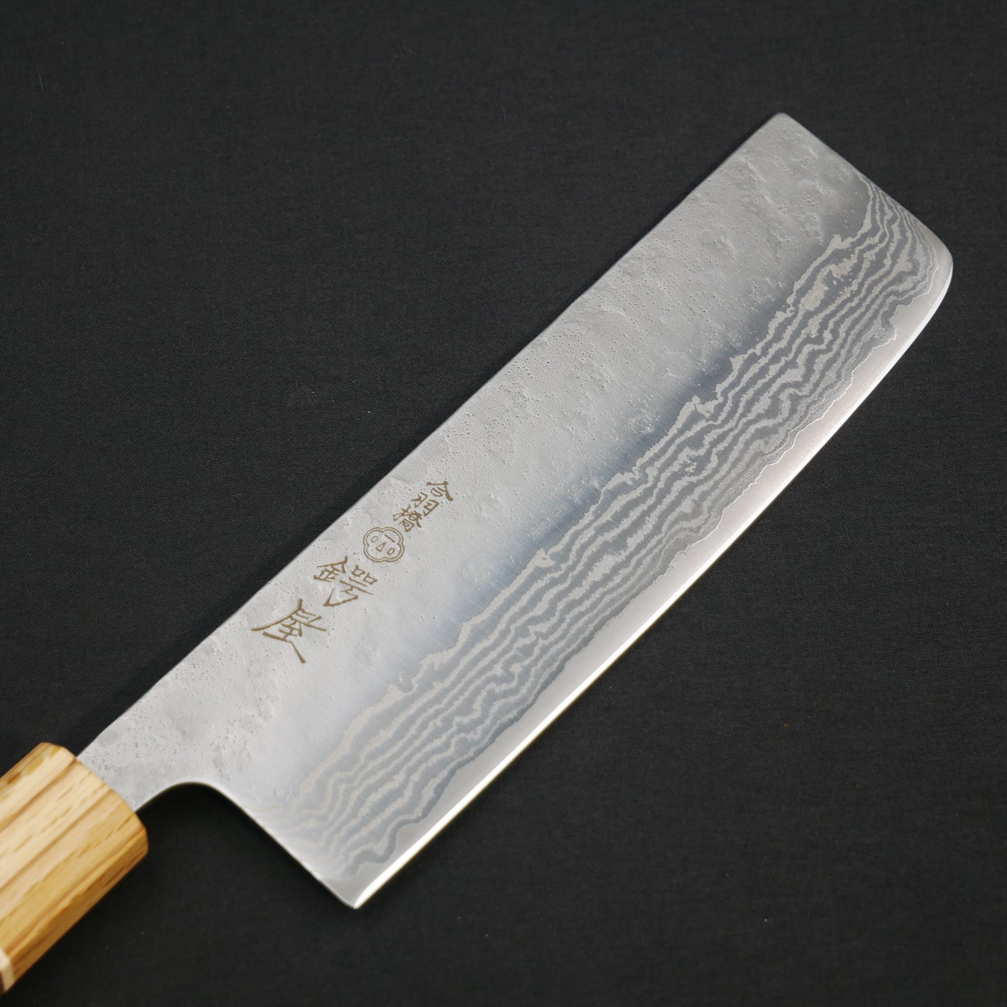 モリブデン鋼 梨地ダマスカス 菜切 ウォールナット八角柄