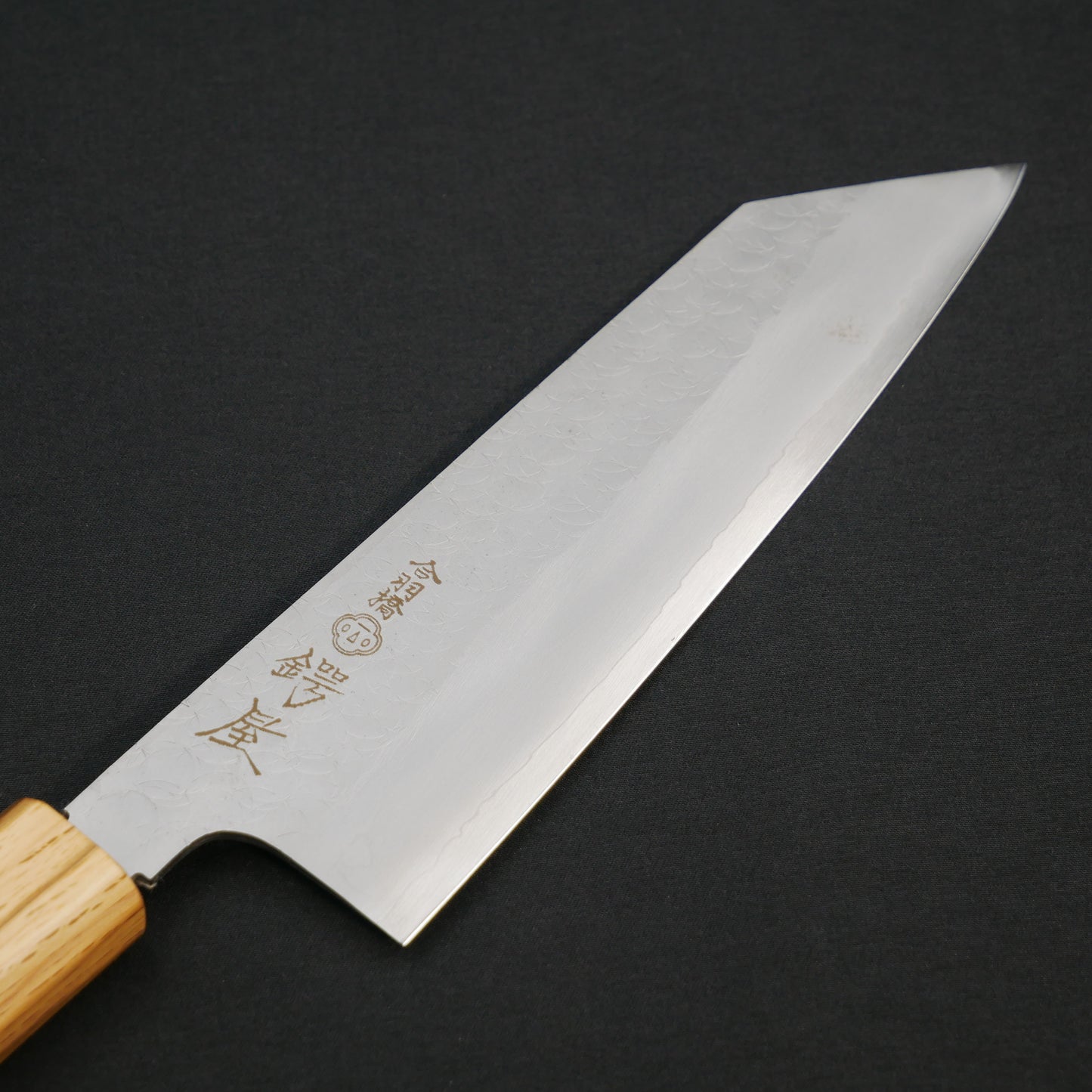 VG10 鎚目 切付三徳 ウォールナット八角柄