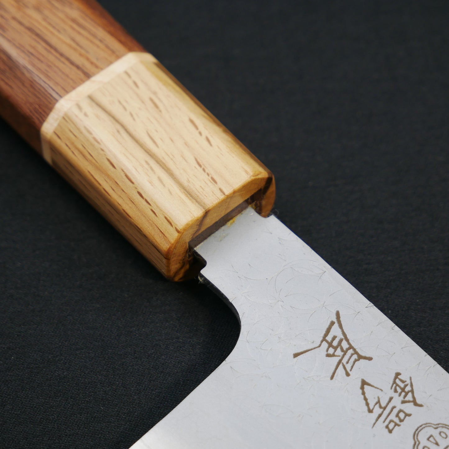 VG10 鎚目 切付三徳 ウォールナット八角柄