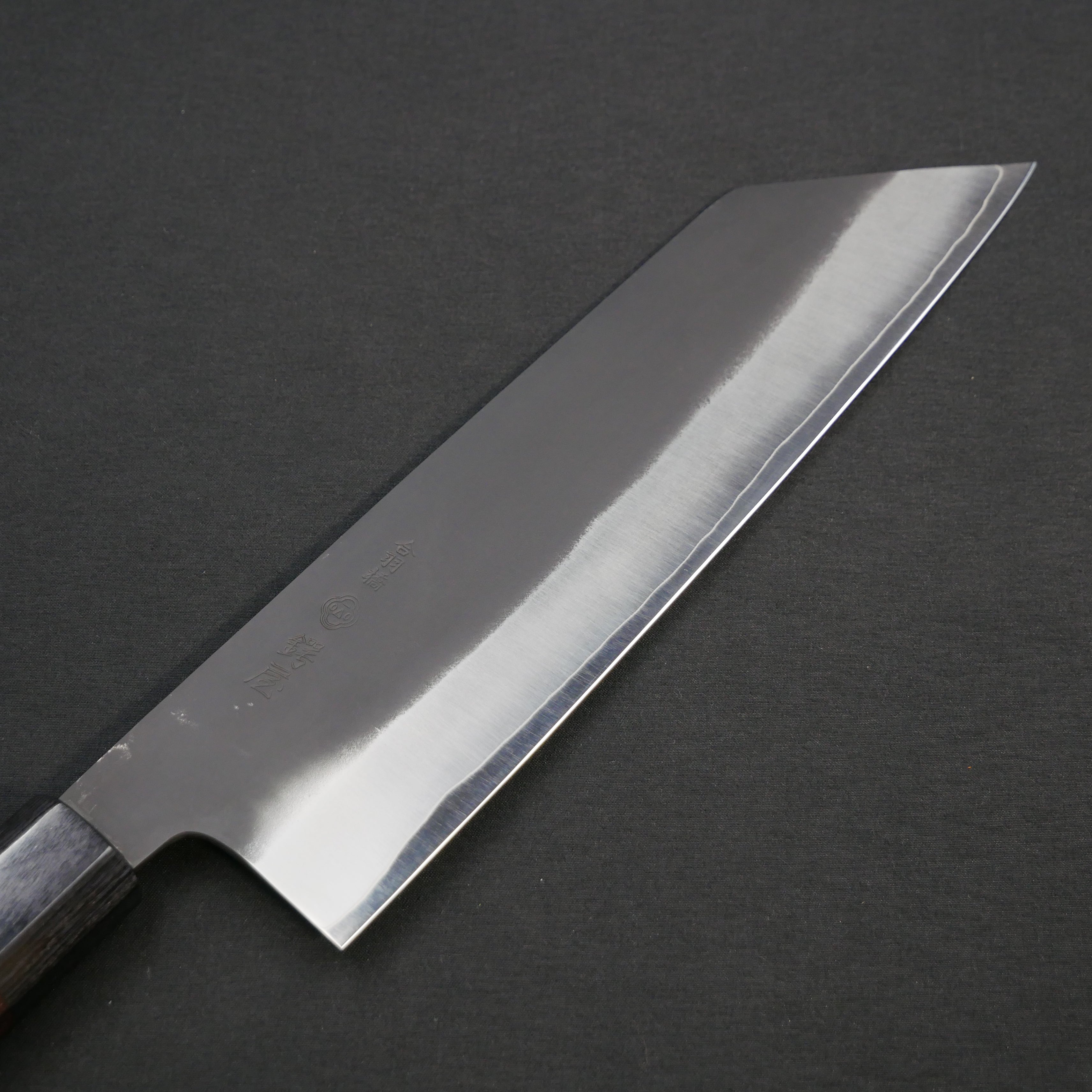 吉田刃物 ZDP189 黒打 切付牛刀 紫檀八角柄 – つば屋庖丁店